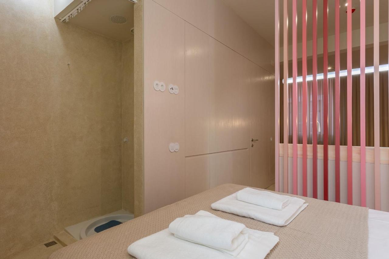 Princess Building W/Pool By Lovelystay Vila Real de Santo Antonio Exterior photo