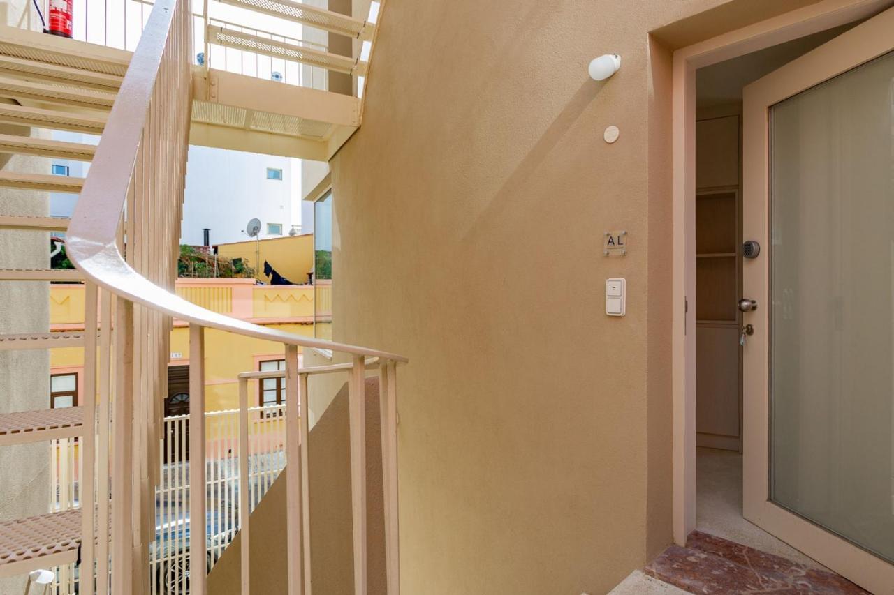 Princess Building W/Pool By Lovelystay Vila Real de Santo Antonio Exterior photo